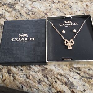 COACH Rose Gold Bow Pendant Necklace with Stud Earrings